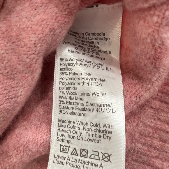 J. Crew Soft Pink Crew Neck Sweater - Picture 4 of 5